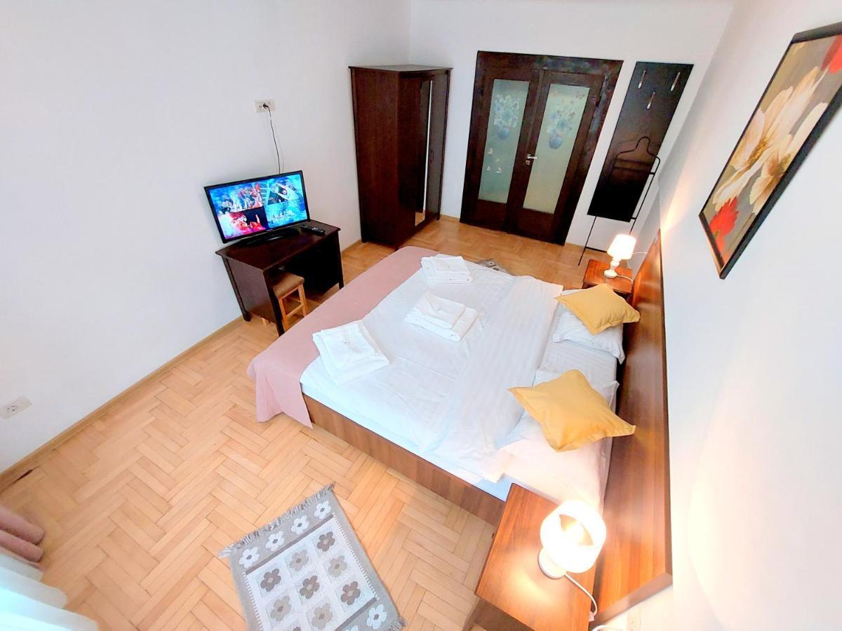 Appartement Casa Roth à Braşov Extérieur photo