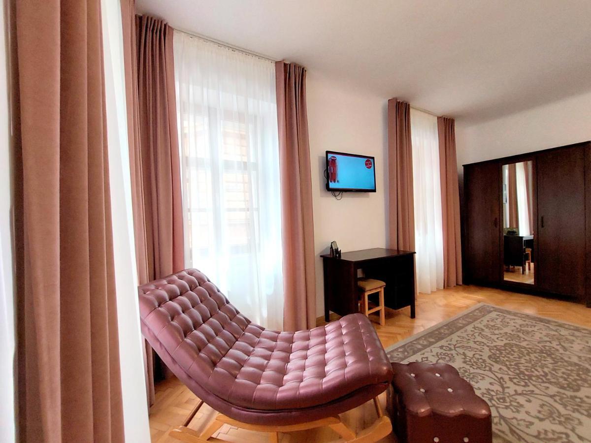 Appartement Casa Roth à Braşov Extérieur photo