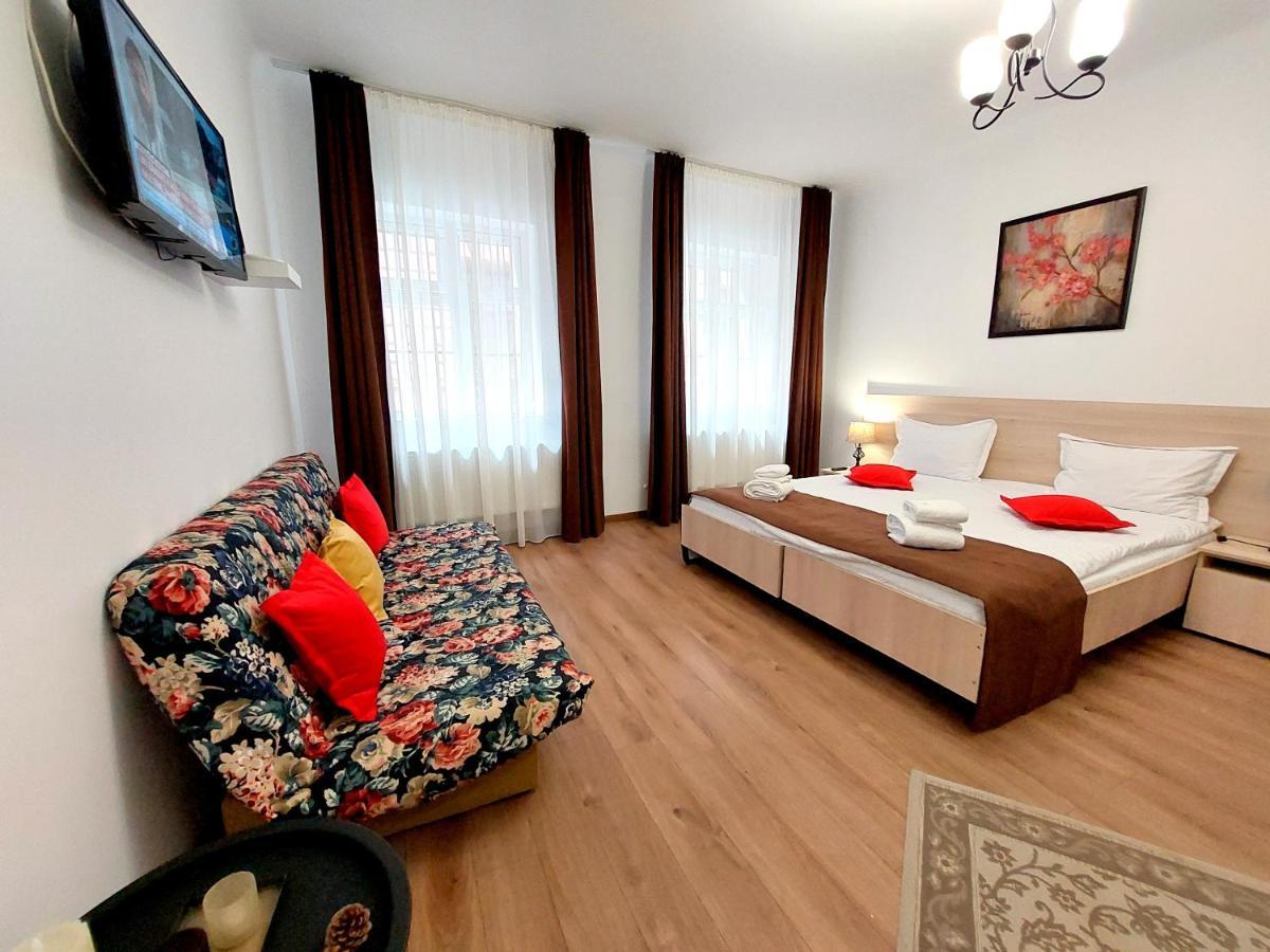 Appartement Casa Roth à Braşov Extérieur photo